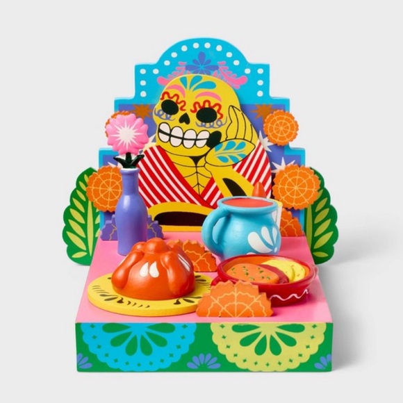New Día de Muertos Wood Decorative Sculpted Ofrenda with Tombstone - Picture 1 of 3